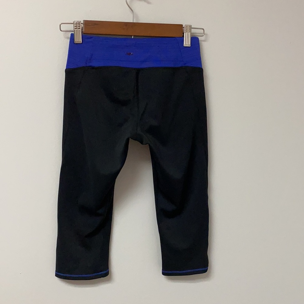 NB New Balance cropped leggings Size XS